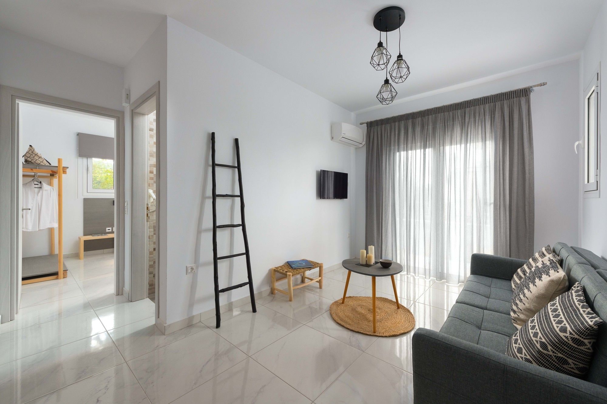 L & C Boutique 3* Кремасти
