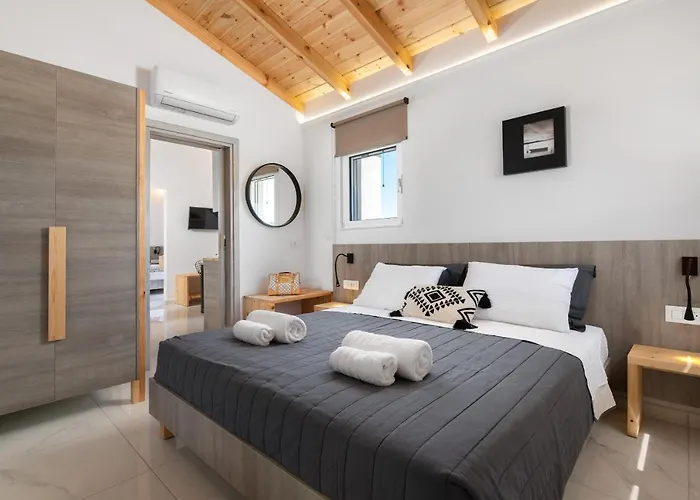 L & C Boutique Apartments